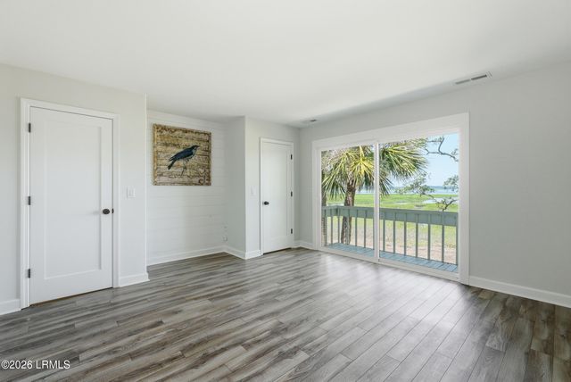 2 William Hilton Pkwy Apt 103, Hilton Head Island, SC 29926