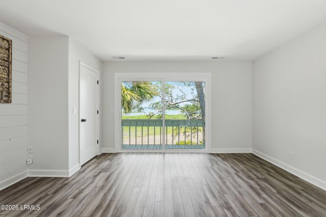 2 William Hilton Pkwy Apt 103, Hilton Head Island, SC 29926