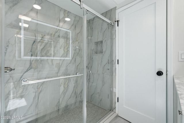 2 William Hilton Pkwy Apt 103, Hilton Head Island, SC 29926