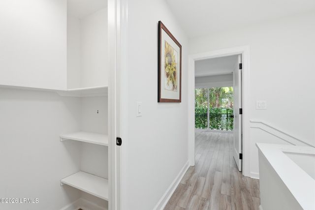 2 William Hilton Pkwy Apt 103, Hilton Head Island, SC 29926