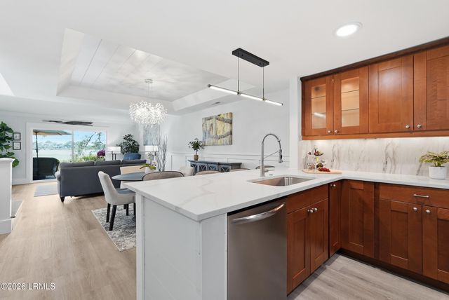 2 William Hilton Pkwy Apt 103, Hilton Head Island, SC 29926