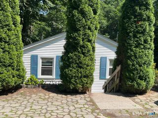 91 White Road, Ellington, CT 06029