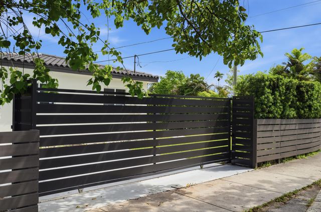 1770 SW 17th Avenue, Miami, FL 33145