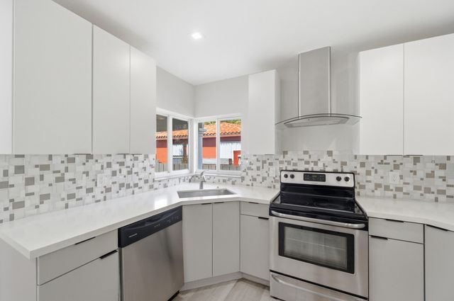 1770 SW 17th Avenue, Miami, FL 33145