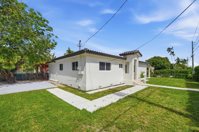 1770 SW 17th Avenue, Miami, FL 33145