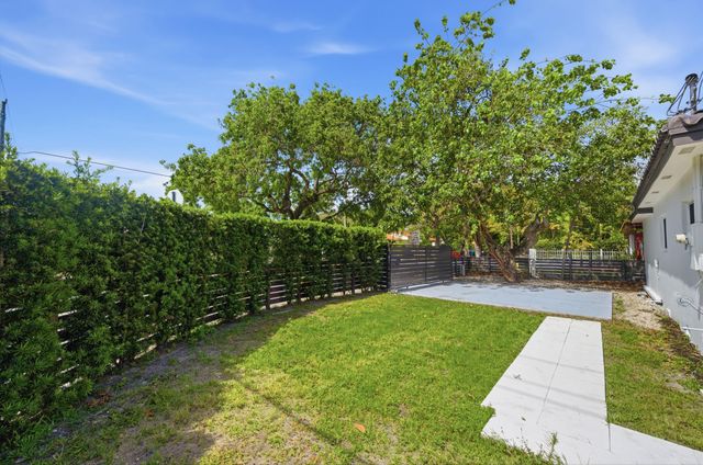1770 SW 17th Avenue, Miami, FL 33145