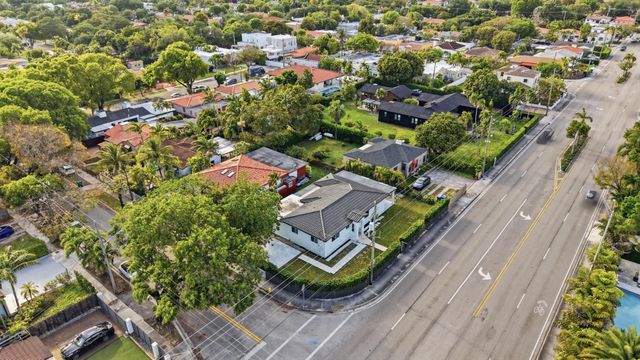 1770 SW 17th Avenue, Miami, FL 33145