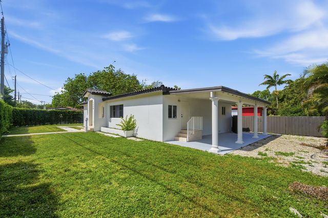 1770 SW 17th Avenue, Miami, FL 33145