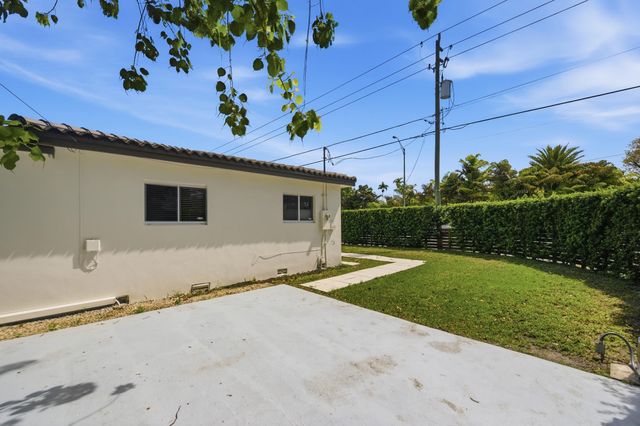 1770 SW 17th Avenue, Miami, FL 33145
