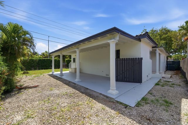 1770 SW 17th Avenue, Miami, FL 33145