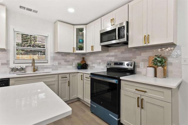 2950 Concord Drive, Decatur, GA 30033