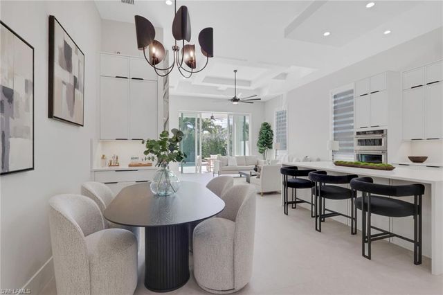 522 98th AVE N, Naples, FL 34108