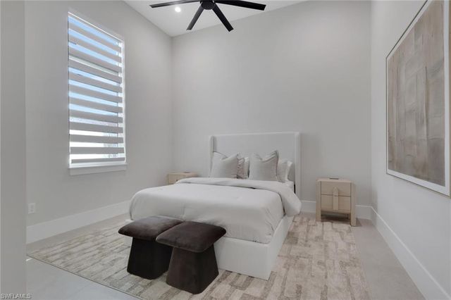 522 98th AVE N, Naples, FL 34108