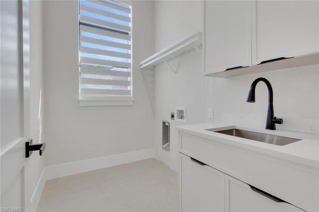 522 98th AVE N, Naples, FL 34108