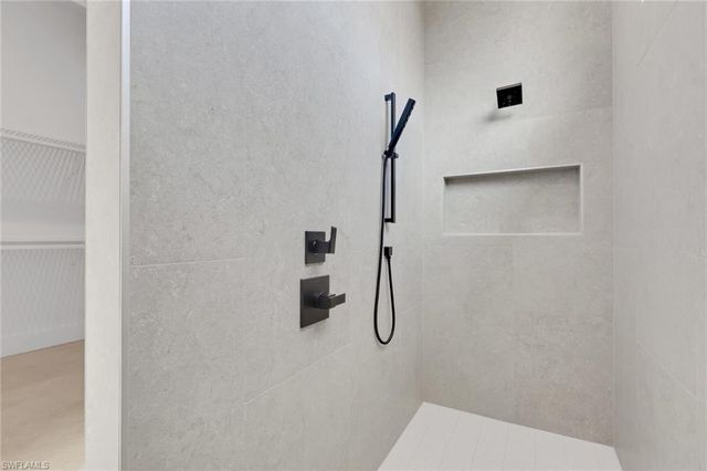 522 98th AVE N, Naples, FL 34108