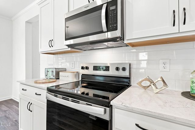 272 White Azalea Way, Benson, NC 27504
