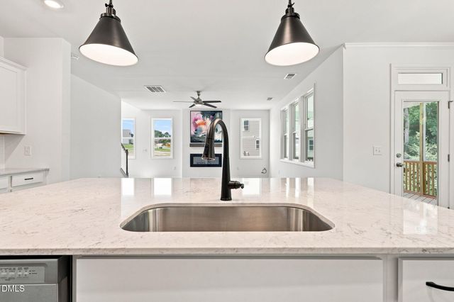 272 White Azalea Way, Benson, NC 27504