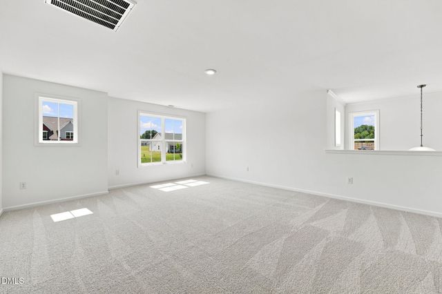 272 White Azalea Way, Benson, NC 27504