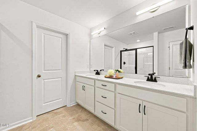 272 White Azalea Way, Benson, NC 27504