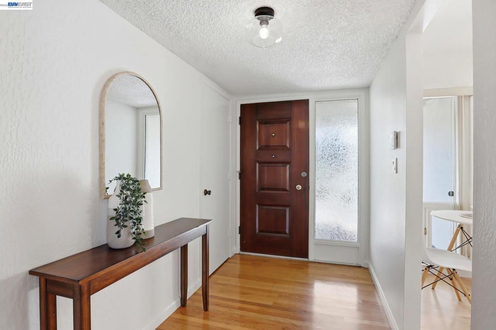 Image 4 of property listing at 2339 Belvedere Ave, San Leandro, CA 94577