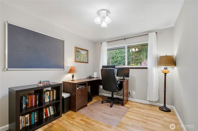 570 SE Andrews Street, Issaquah, WA 98027