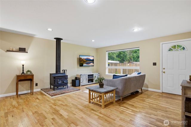 570 SE Andrews Street, Issaquah, WA 98027