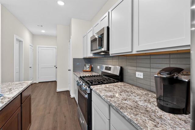 9111 Highland Northern Way, Houston, TX 77088