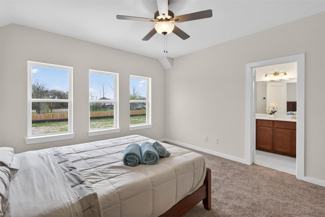 9111 Highland Northern Way, Houston, TX 77088