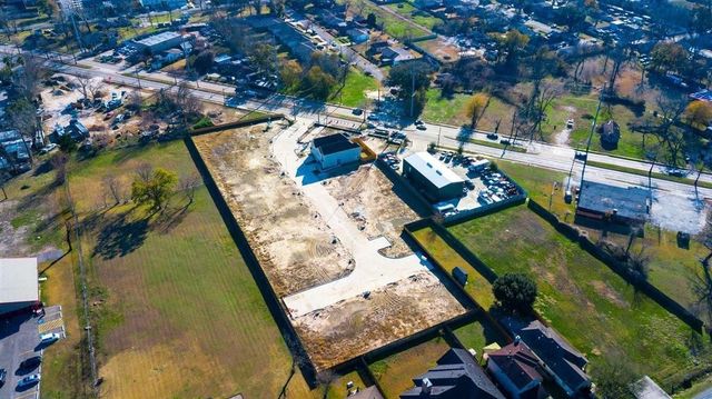 9111 Highland Northern Way, Houston, TX 77088