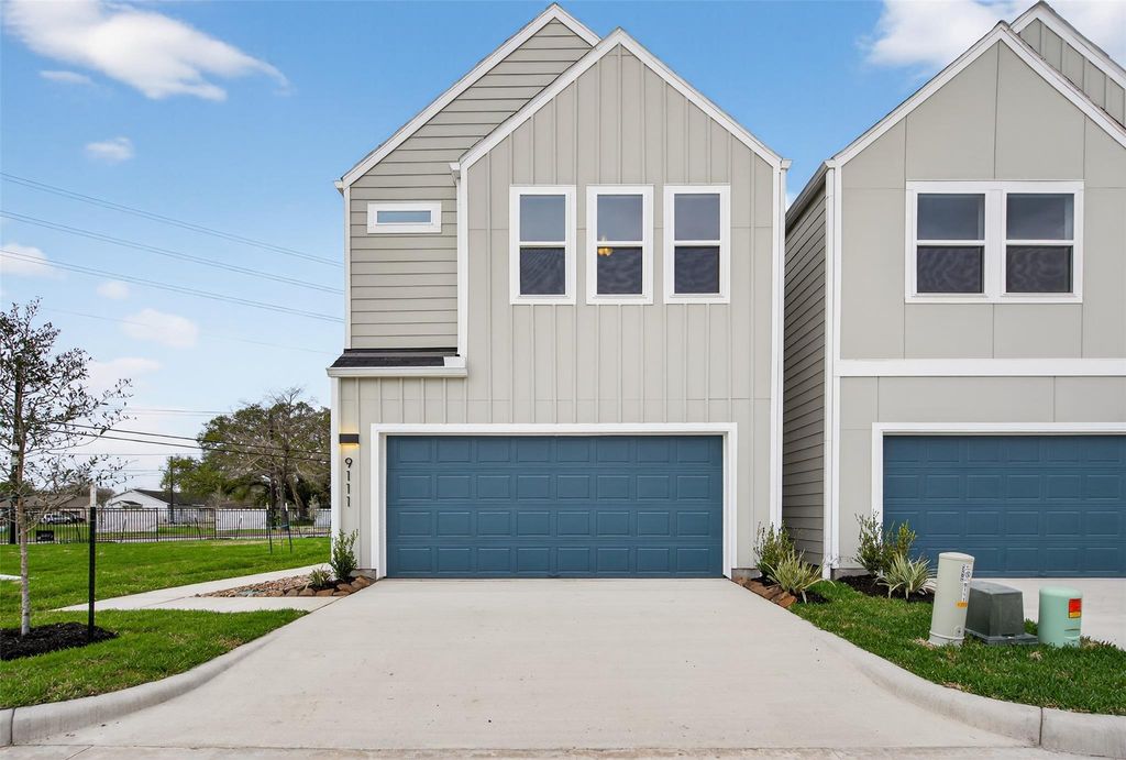 9111 Highland Northern Way, Houston, TX 77088