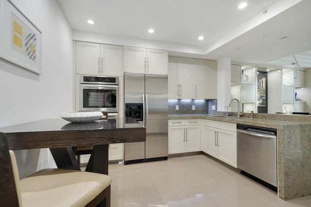 550 SE Mizner Boulevard B209, Boca Raton, FL 33432
