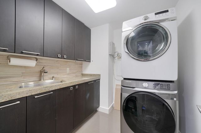 550 SE Mizner Boulevard B209, Boca Raton, FL 33432