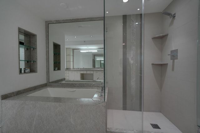 550 SE Mizner Boulevard B209, Boca Raton, FL 33432