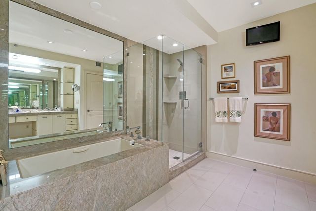 550 SE Mizner Boulevard B209, Boca Raton, FL 33432