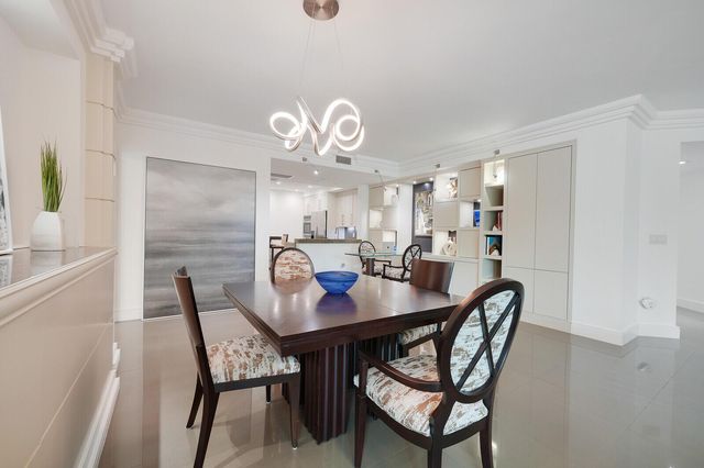 550 SE Mizner Boulevard B209, Boca Raton, FL 33432