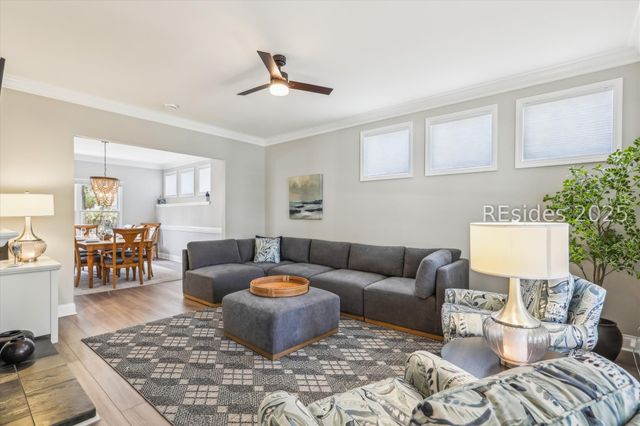 3 Laurel Ln, Hilton Head Island, SC 29928