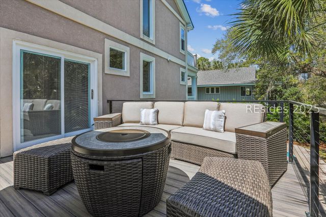 3 Laurel Ln, Hilton Head Island, SC 29928