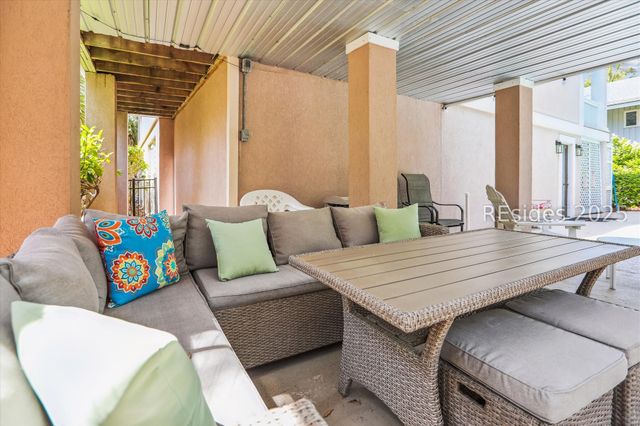 3 Laurel Ln, Hilton Head Island, SC 29928