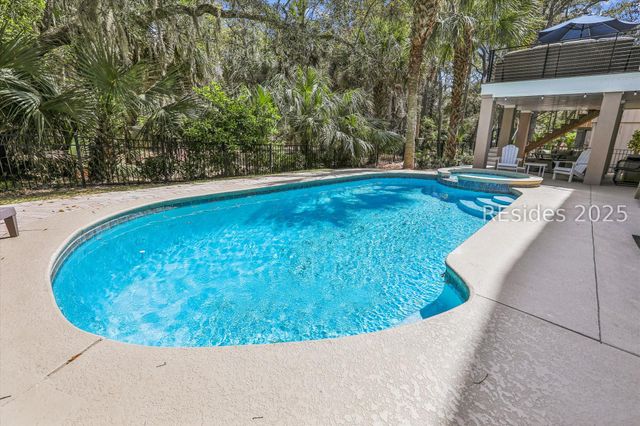 3 Laurel Ln, Hilton Head Island, SC 29928