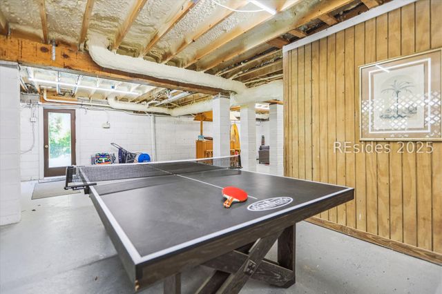 3 Laurel Ln, Hilton Head Island, SC 29928