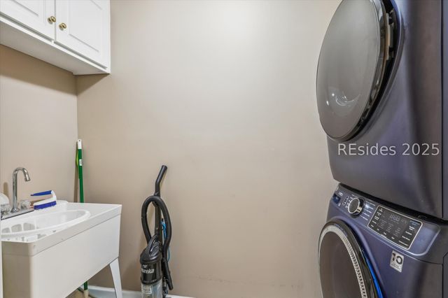 3 Laurel Ln, Hilton Head Island, SC 29928