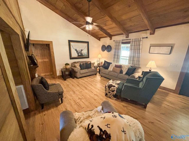 1364 County Road 3, Collinsville, AL 35961