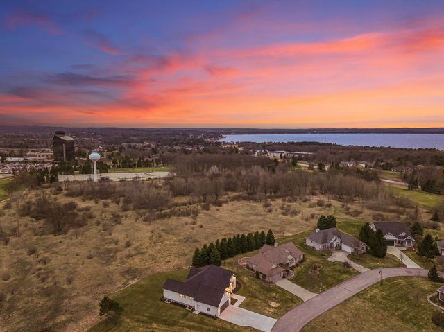 4199 Wolverine Drive, Acme Twp, MI 49690