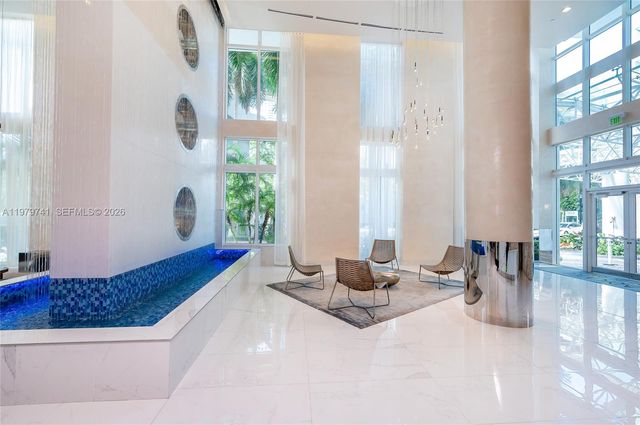 41 SE 5th St 1508, Miami, FL 33131