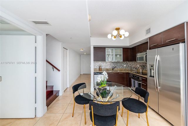 41 SE 5th St 1508, Miami, FL 33131