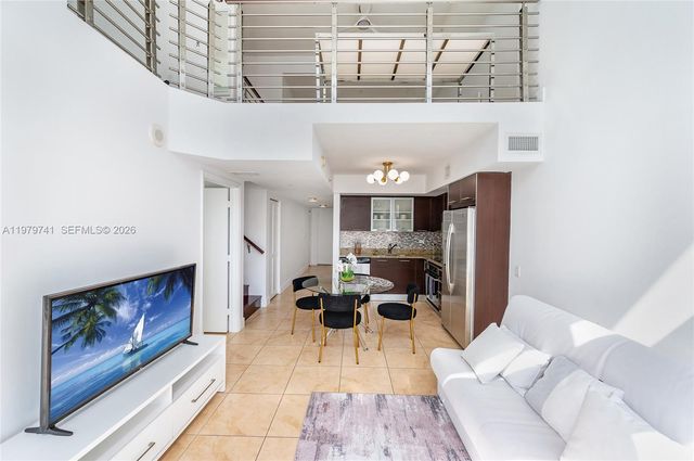 41 SE 5th St 1508, Miami, FL 33131