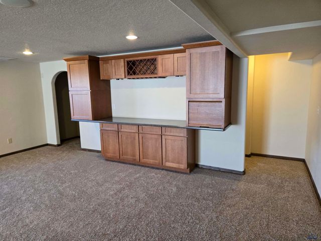 281 MINNESOTA, Rapid City, SD 57701