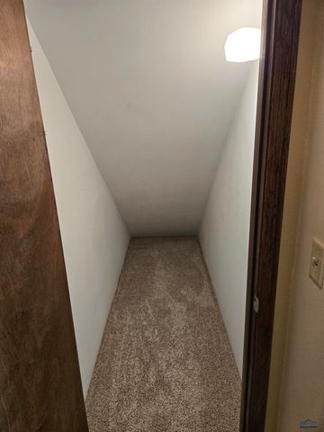 281 MINNESOTA, Rapid City, SD 57701