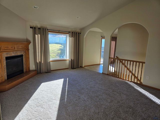 281 MINNESOTA, Rapid City, SD 57701