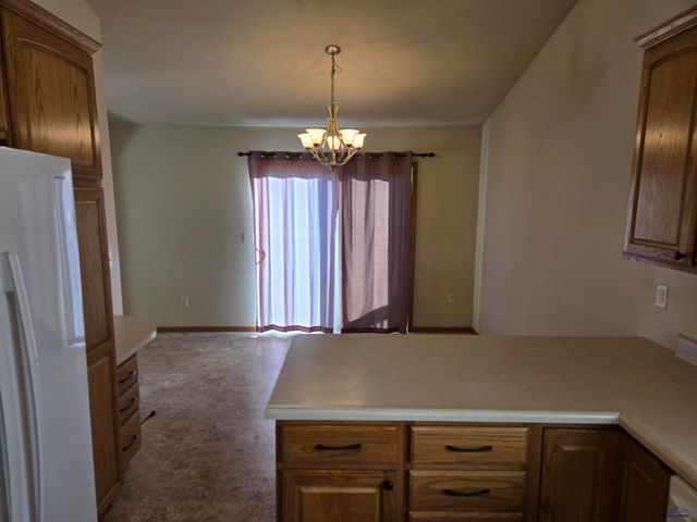 281 MINNESOTA, Rapid City, SD 57701